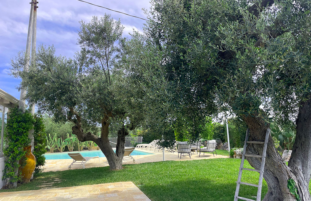 Villa_Tulllo_Iana_Puglia_Italy-1b