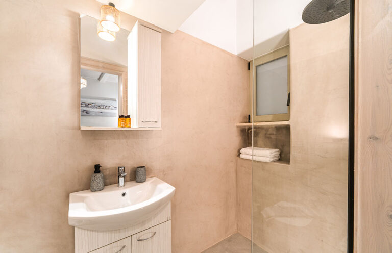 villa_guri_stoupa_greece_5mm