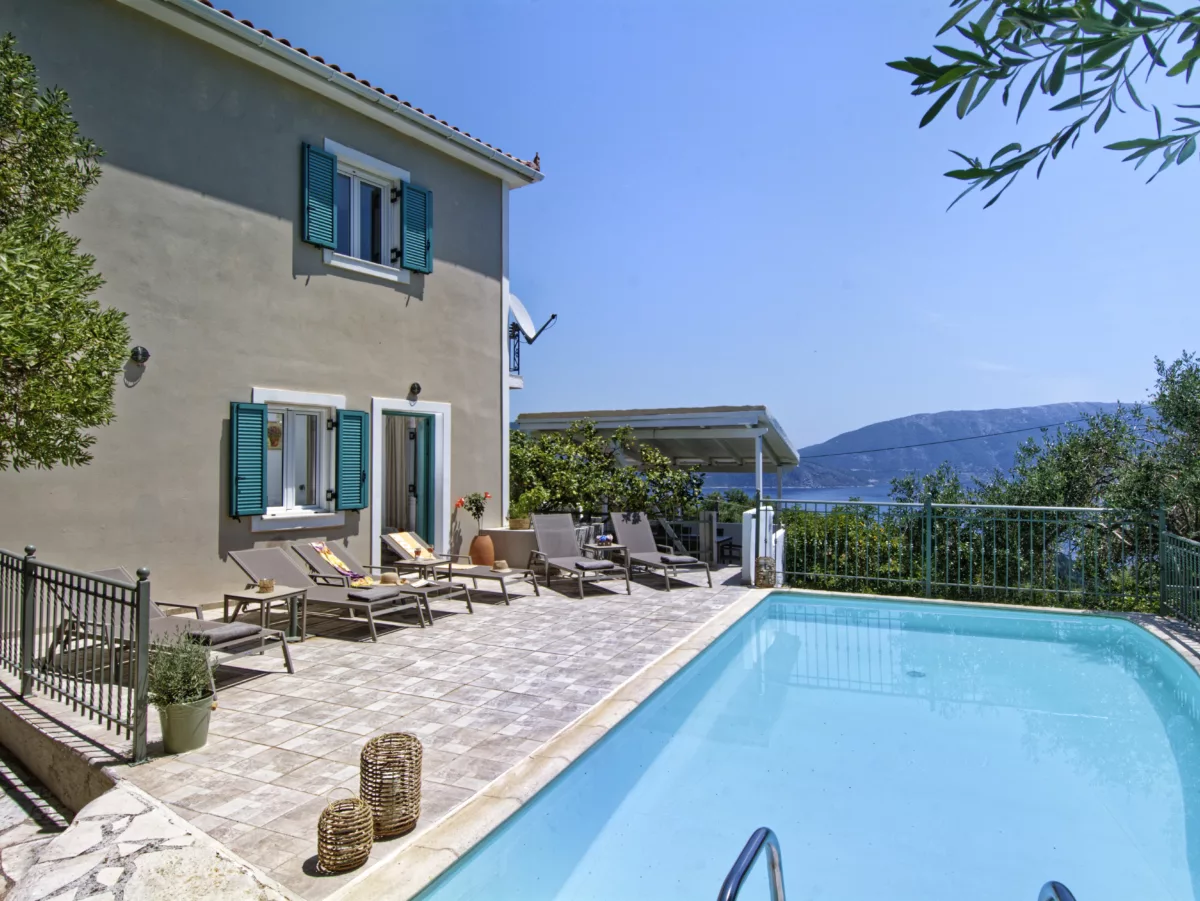 Rowenta_Villa_Fiscardo_Kefalonia-1a