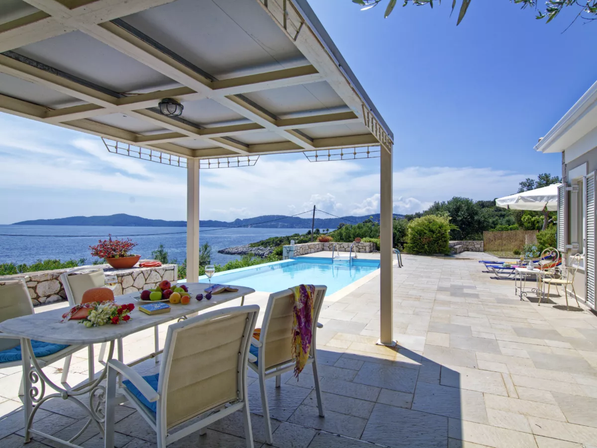 Thalassa_Lemonari_I_Meganisi_Paxos_Greece-2d