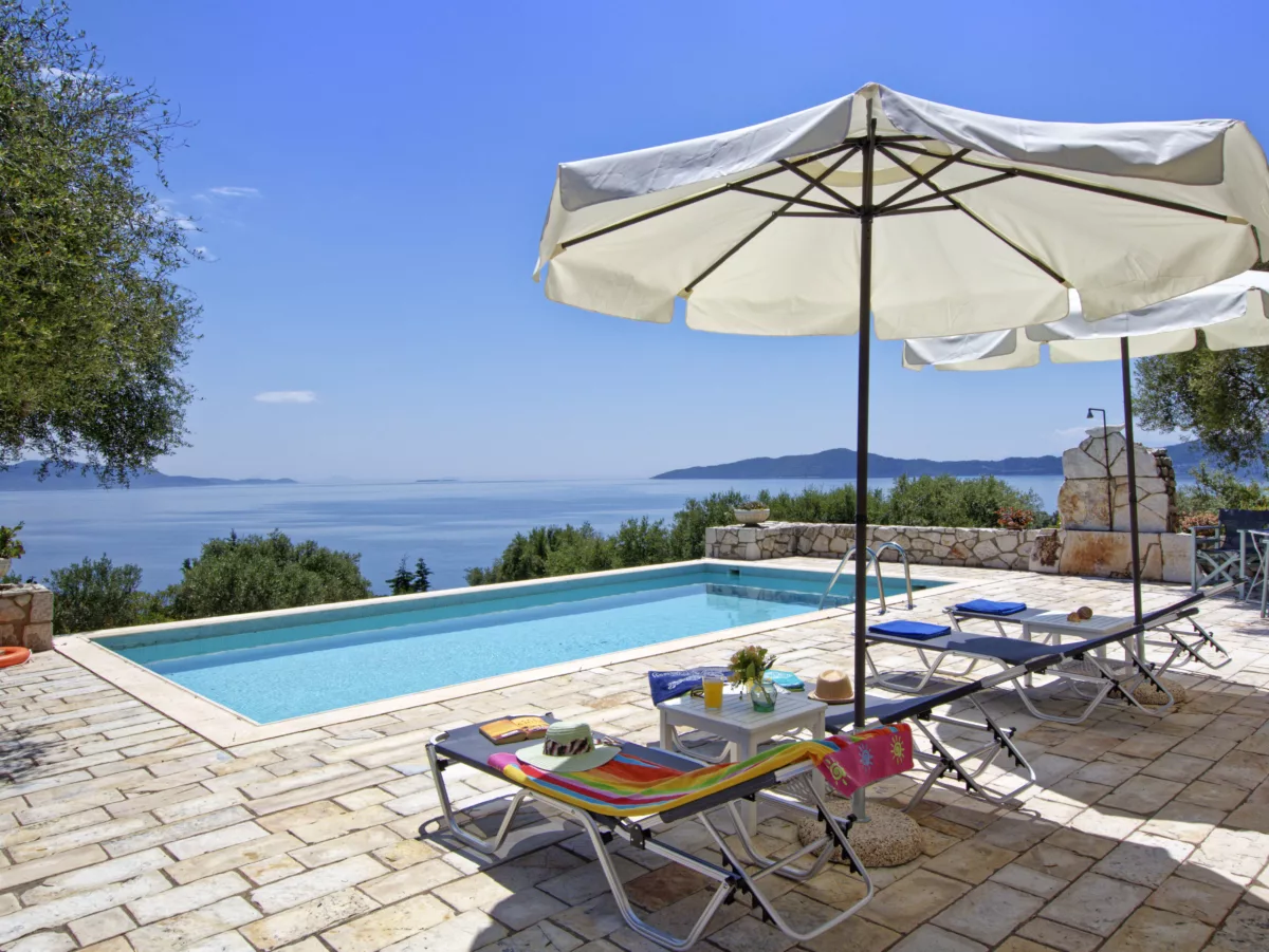 Thalassa_Limonari_2_Althea_Meganisi_Greece-1e