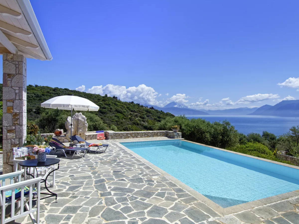 Thalassa_Limonari_2_Peonia_Meganisi_Greece-1c