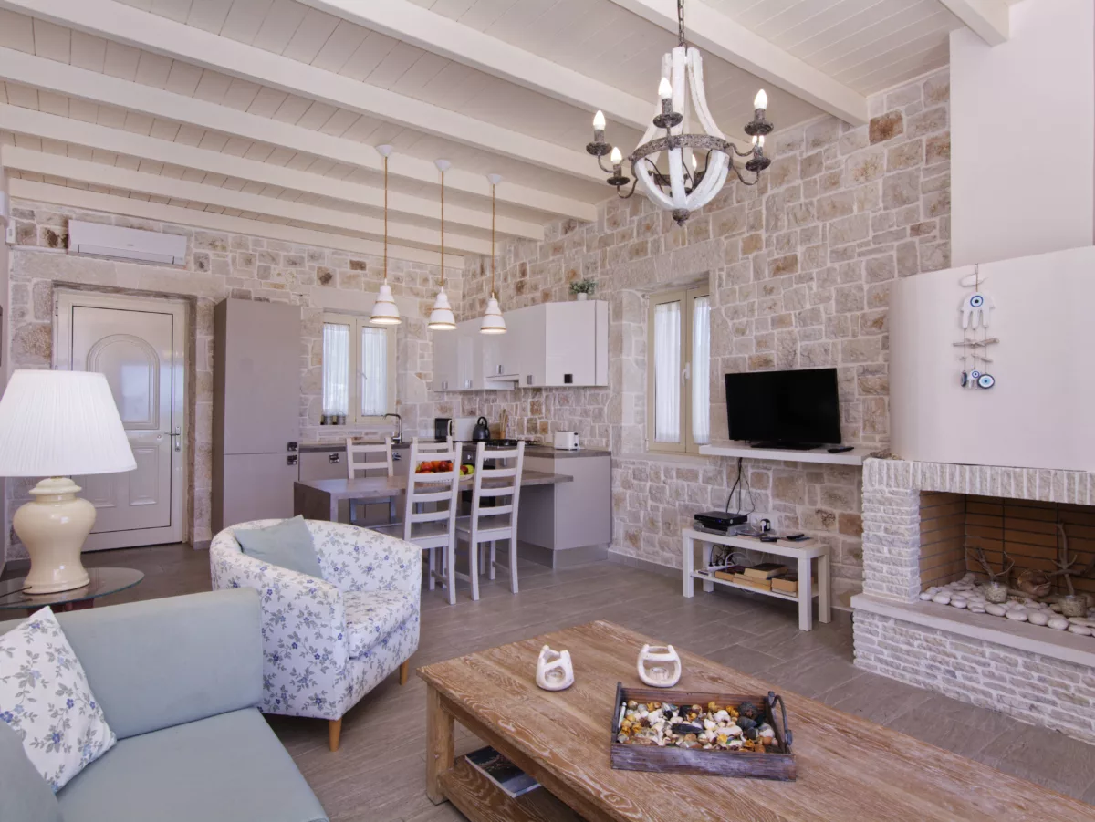 Thalassa_Limonari_2_Peonia_Meganisi_Greece-3b