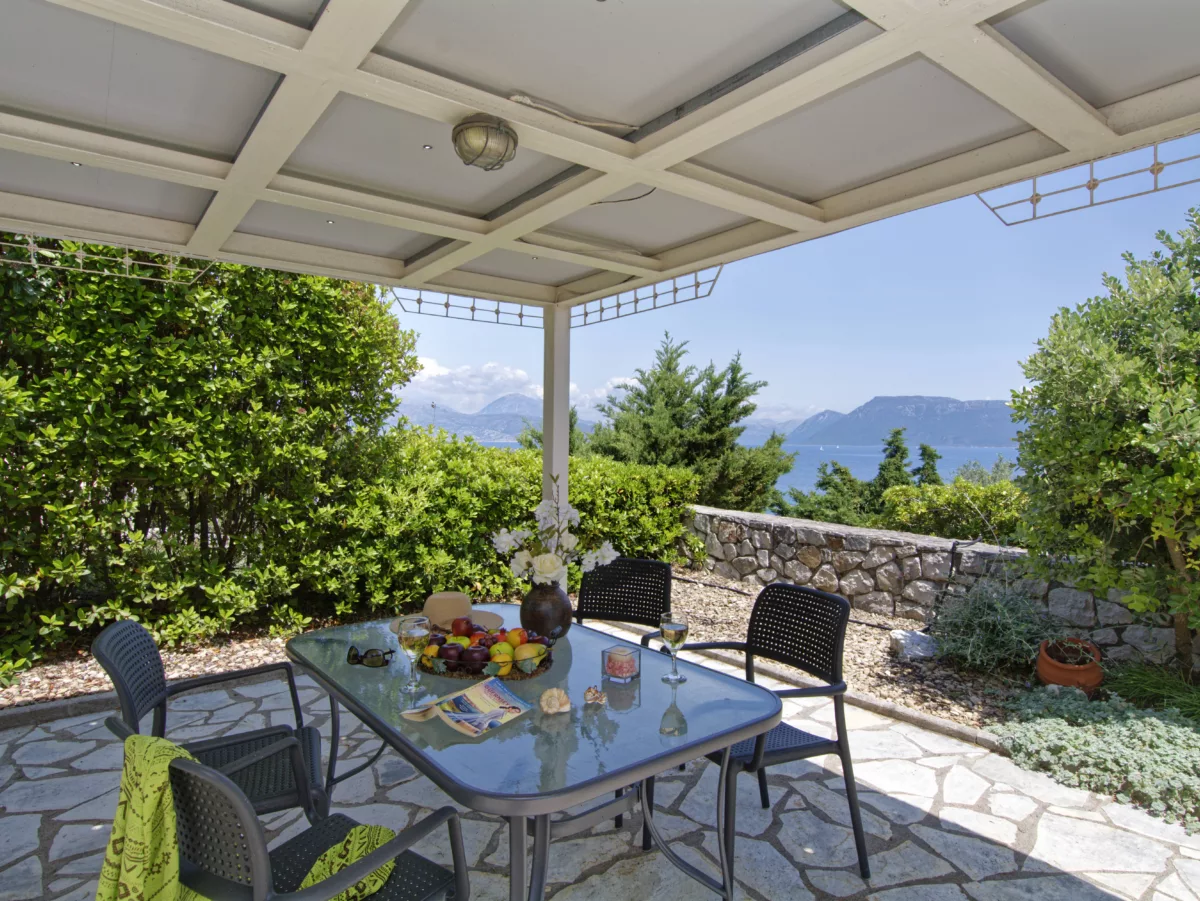 Thalassa_Limonari_2_Spartina_Meganisi_Greece-2b