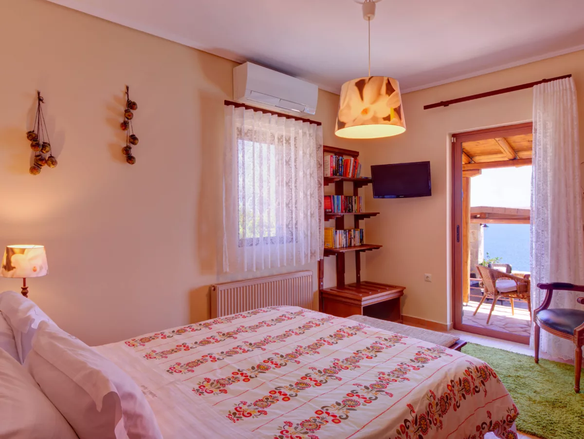 Villa_Daphne_Katomeri_Meganisi_Greece-4a