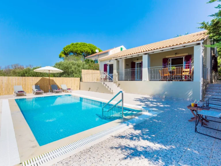 nona_niki_kefalonia_greece_1z