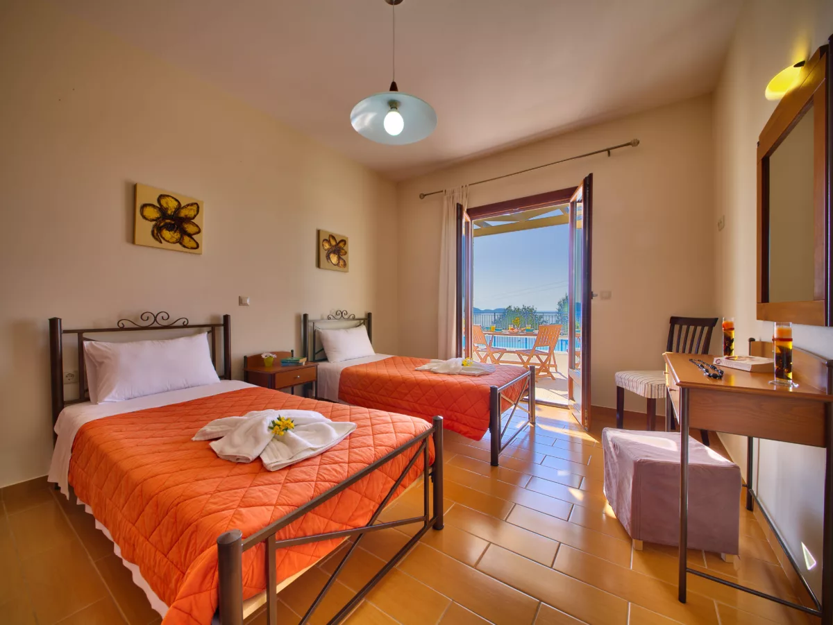 villa_kaminI_fiscardo_kefalonia_5a